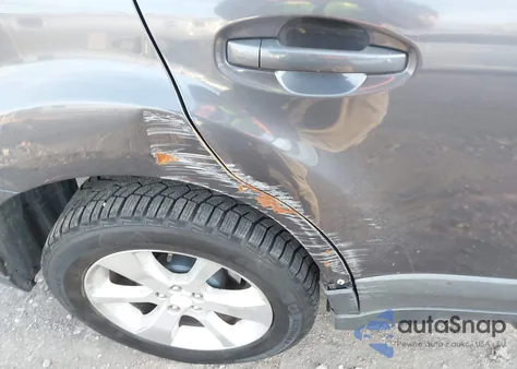 2014 Subaru Outback 2.5I Premium from USA, damaged, VIN 4S4BRBCCXE3255465